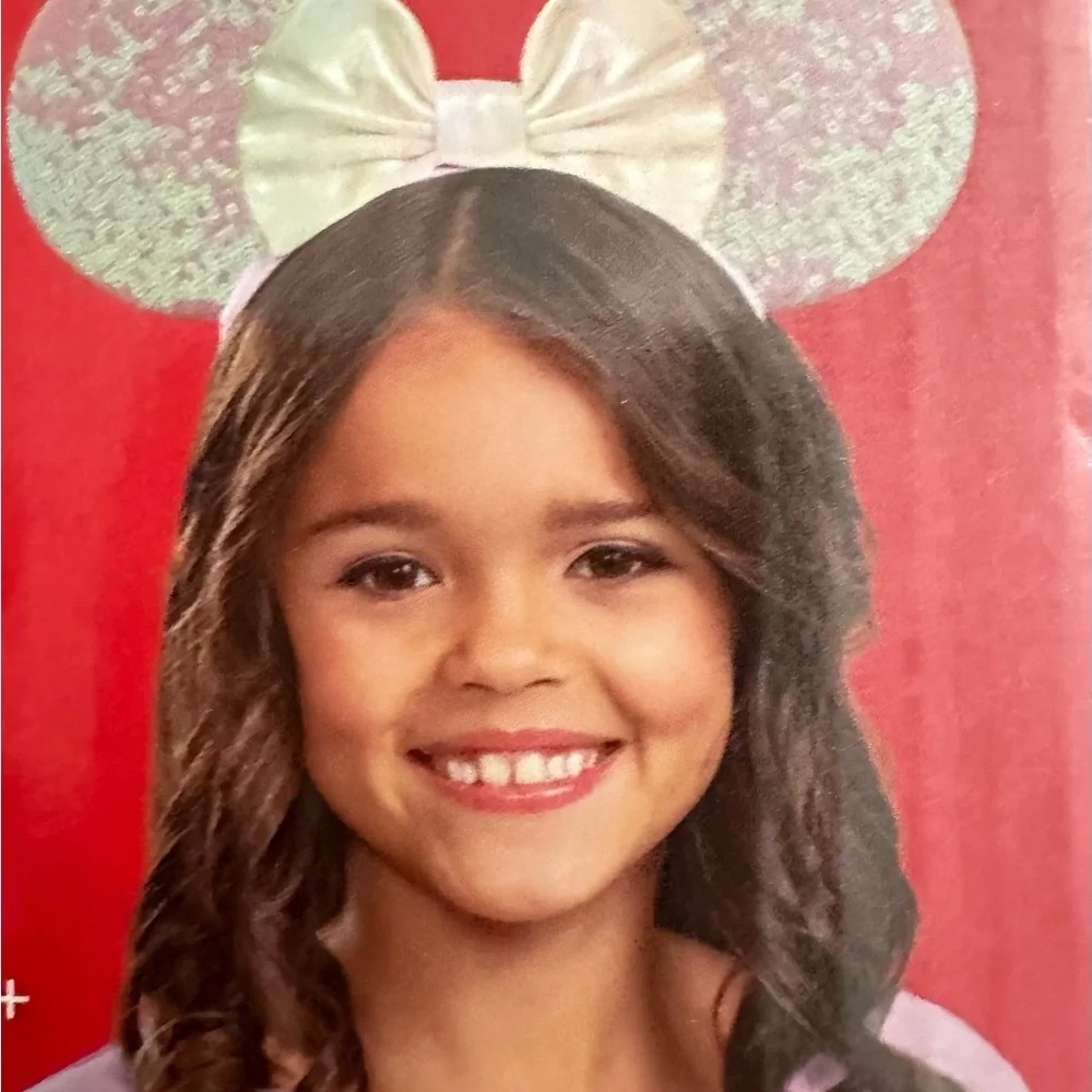 Disney Minnie Mouse 5 piece Ear kit for Disneyland World vacation